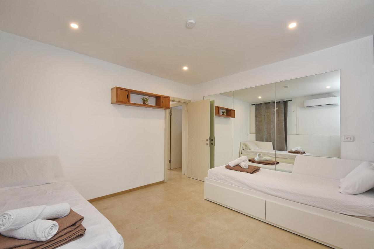 Levication 2 Bedrooms Pool&Jacuzzi 티베리아 외부 사진